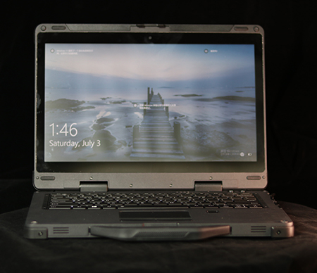 metal-rugged-laptop-x33-real-shot